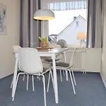 Haus Triton *