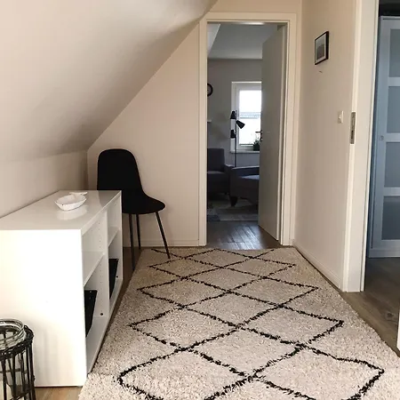 Haus Triton 아파트 부숨